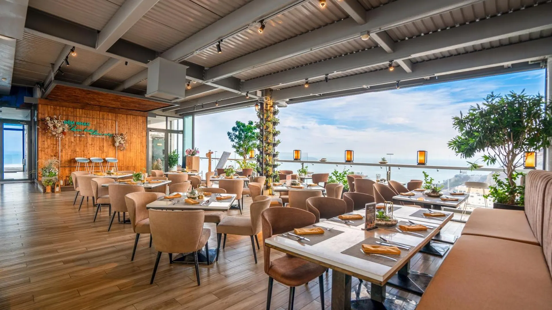 Premier Pearl Hotel Vung Tau Vietnam