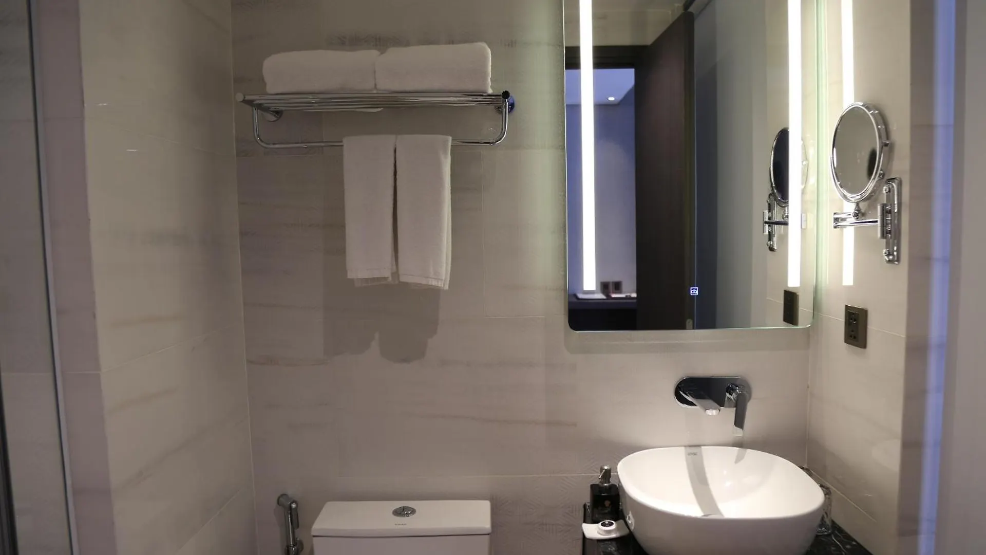 Premier Pearl Hotel Vung Tau 4*,  Vietnam